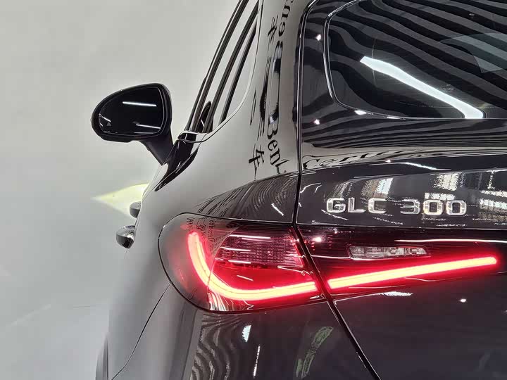 Mercedes-Benz GLC-Class Coupe 2024 2024款 GLC 300 4MATIC 轿跑SUV