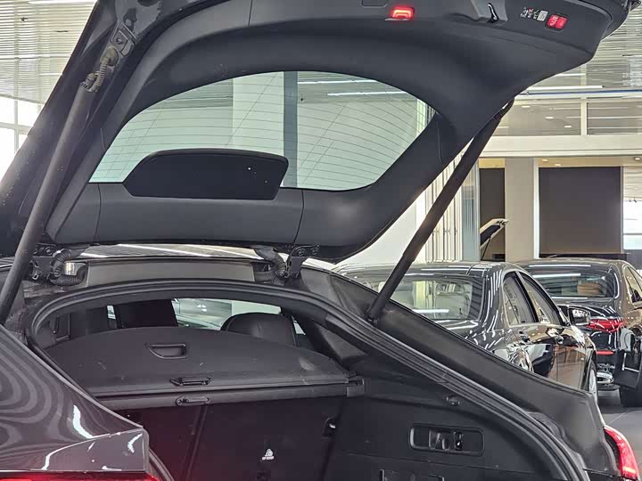 Mercedes-Benz GLC-Class Coupe 2024 2024款 GLC 300 4MATIC 轿跑SUV