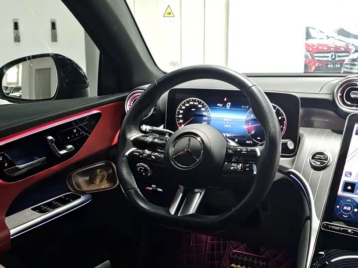 Mercedes-Benz GLC-Class Coupe 2024 2024款 GLC 300 4MATIC 轿跑SUV