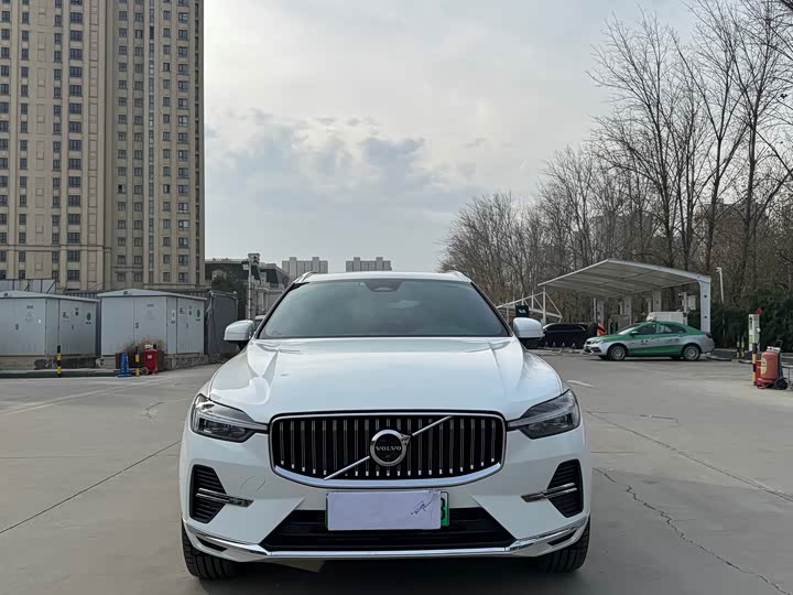 Volvo XC60 Hybrid 2025 2025款 插电式混动 长续航四驱智远运动版