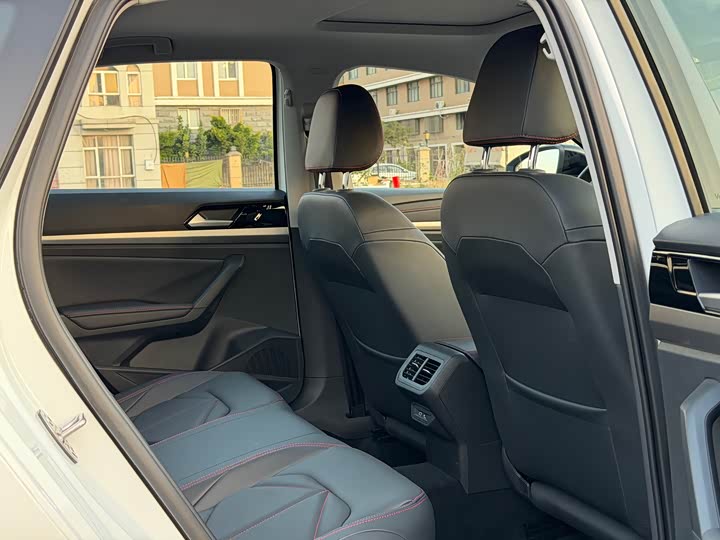 Volkswagen Lavida 2024 2024款 300TSI DSG星空领先版