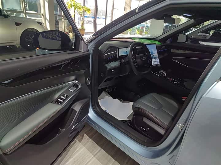 Geely Atlas 2024 2024款 1.5TD 智尊版