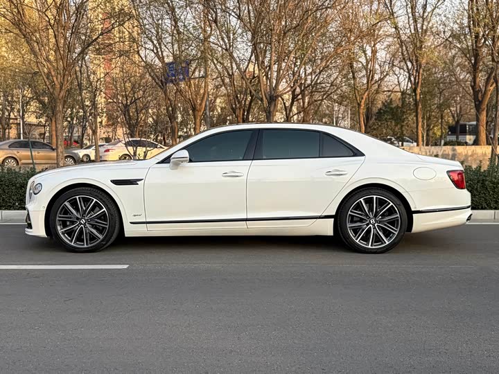 Bentley Flying Spur Hybrid 2022 2022款 2.9T V6 Hybrid
