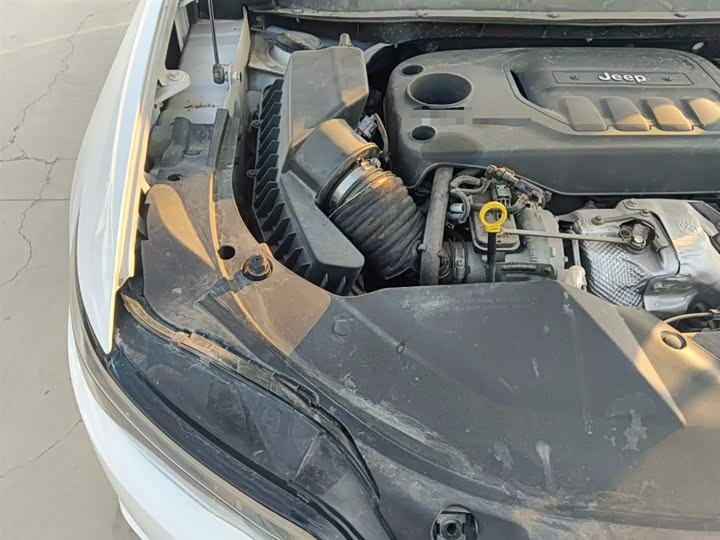 Jeep Cherokee 2020 2020款 2.0T 两驱领先版