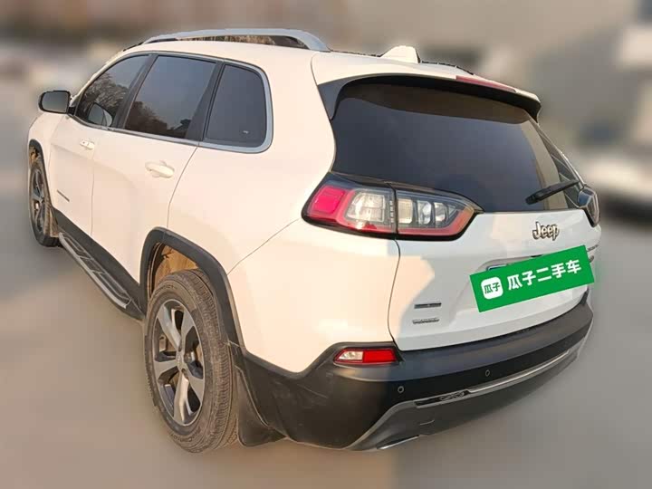 Jeep Cherokee 2020 2020款 2.0T 两驱领先版