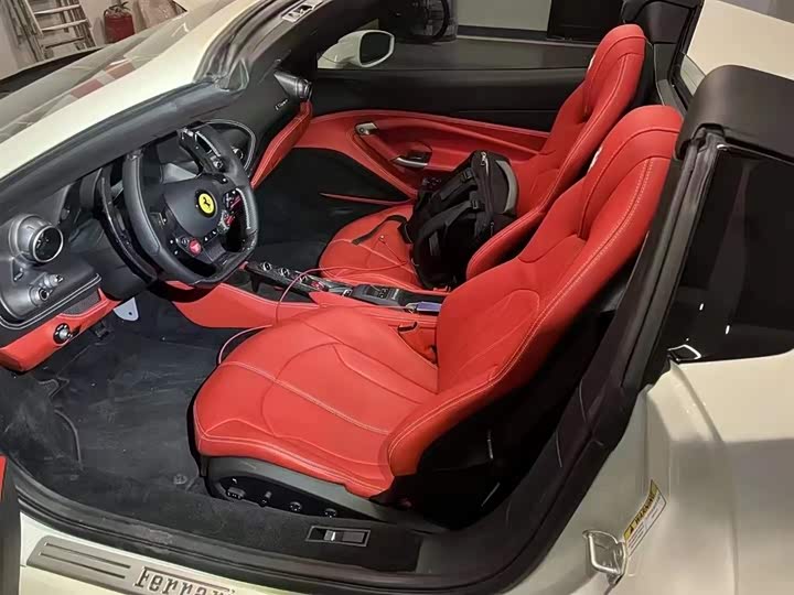 Ferrari F8 2020 2020款 Spider 3.9T V8