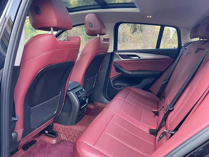 BMW X4 2022 2022款 xDrive 25i M运动套装