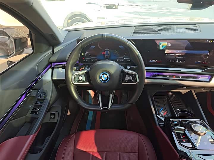 BMW i5 2024 2024款 eDrive 35L M运动套装