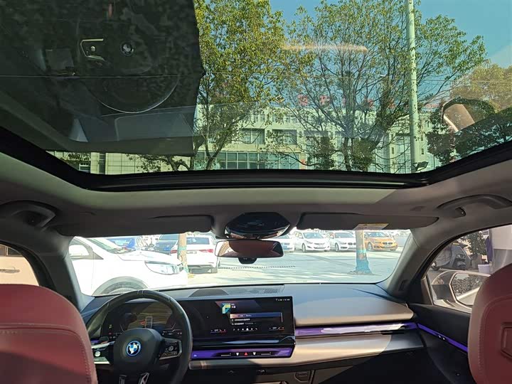 BMW i5 2024 2024款 eDrive 35L M运动套装