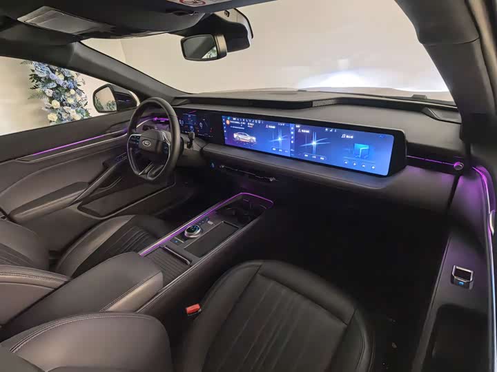 Ford Mondeo 2025 2025款 2.0T EcoBoost 至尊型