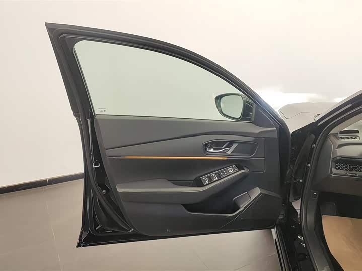 Honda Accord 2025 2025款 运动系列 260TURBO 豪华版