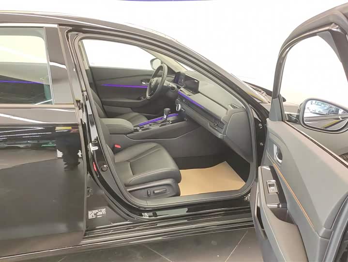 Honda Accord 2025 2025款 运动系列 260TURBO 豪华版