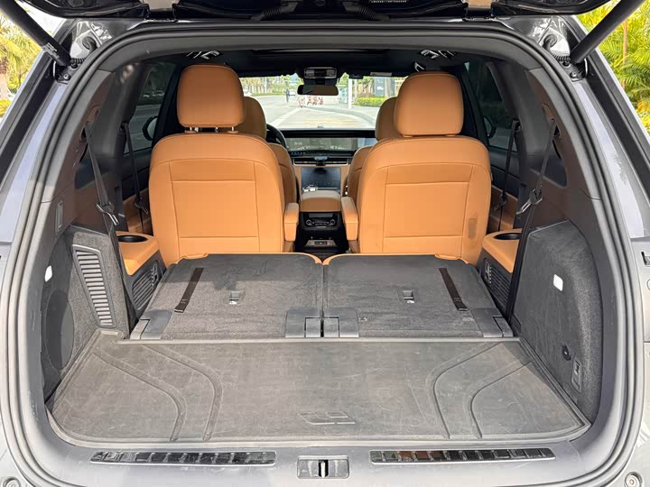 LiXiang One 2021 2021款 增程6座版