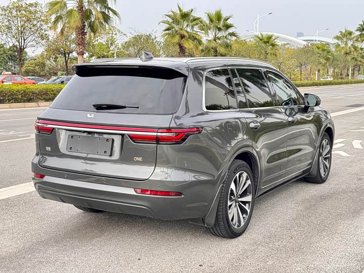 LiXiang One 2021 2021款 增程6座版