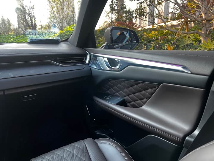 Wey Mocha 2021 2021款 2.0T 两驱特醇版