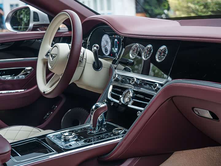 Bentley Flying Spur 2024 2024款 4.0T V8 Mulliner