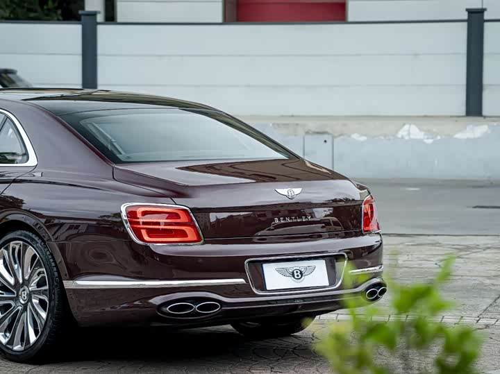 Bentley Flying Spur 2024 2024款 4.0T V8 Mulliner