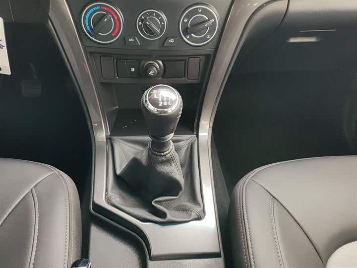 Great Wall Wingle 5 2023 2023款 2.0T 柴油两驱进取型大双