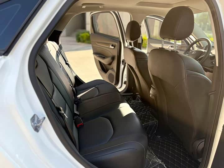 Ford Escort 2021 2021款 1.5L 自动钻石版