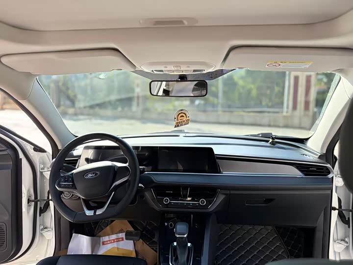 Ford Escort 2021 2021款 1.5L 自动钻石版