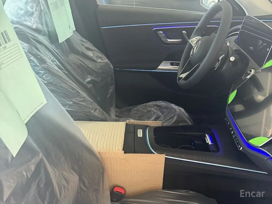 Mercedes-Benz E-Class 2024 E220d 4MATIC Exclusive