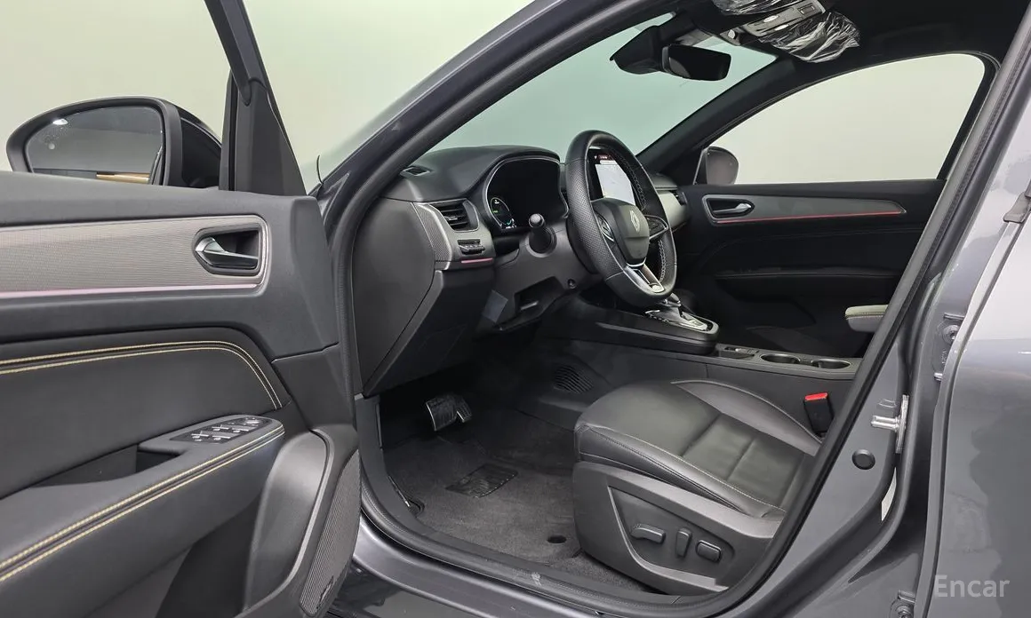 Renault Arkana 2024 1.6 E-TECH Iconic Design Package