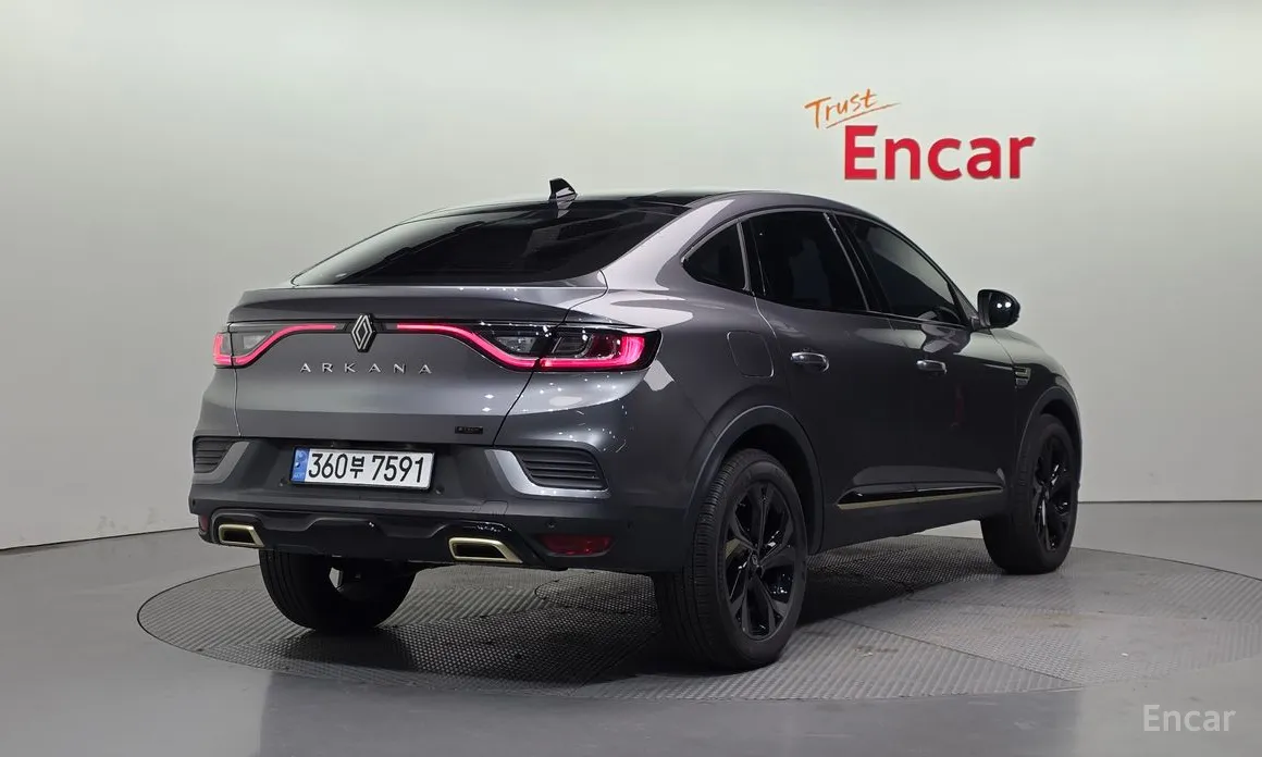 Renault Arkana 2024 1.6 E-TECH Iconic Design Package