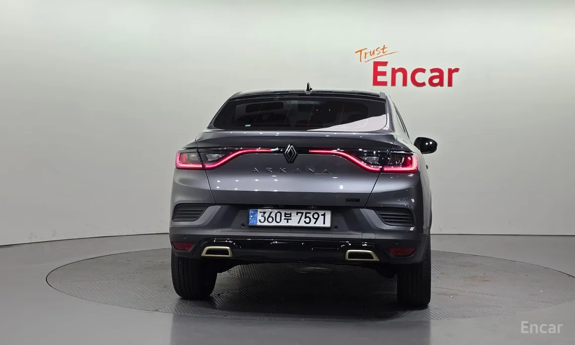 Renault Arkana 2024 1.6 E-TECH Iconic Design Package