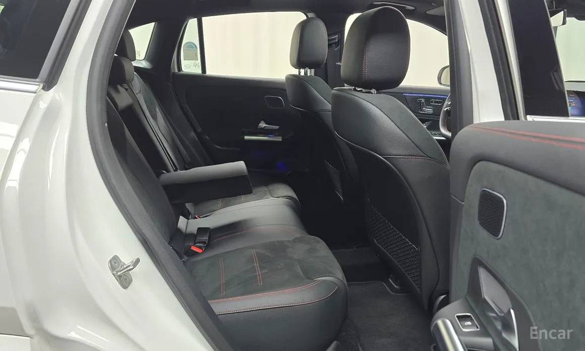 Mercedes-Benz EQA 2021 EQA250 AMG Line