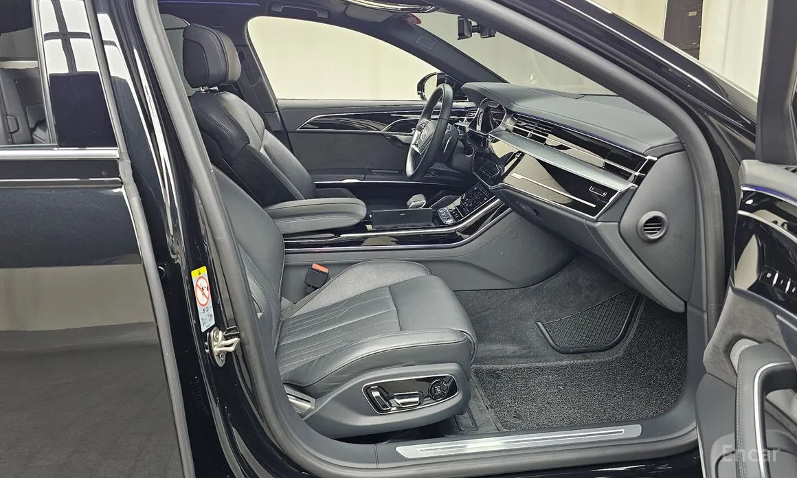 Audi A8 2018 55 TFSI Quattro LWB