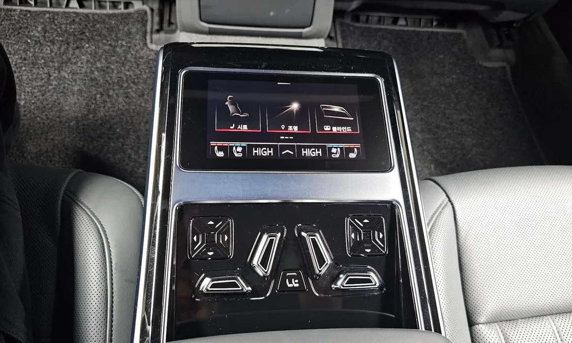 Audi A8 2018 55 TFSI Quattro LWB