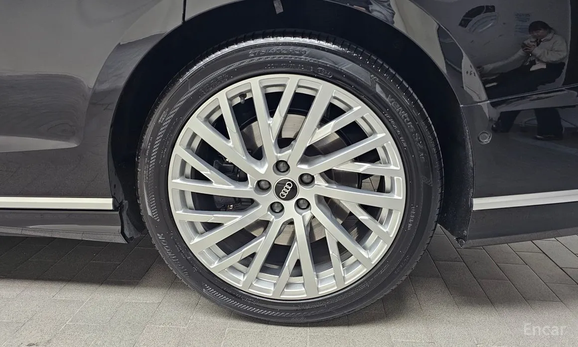 Audi A8 2018 55 TFSI Quattro LWB