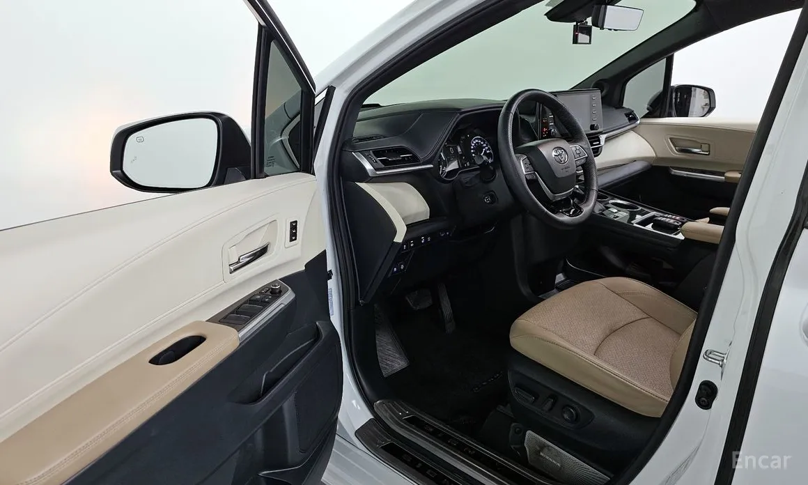 Toyota Sienna 2020 2.5 Hybrid 2WD