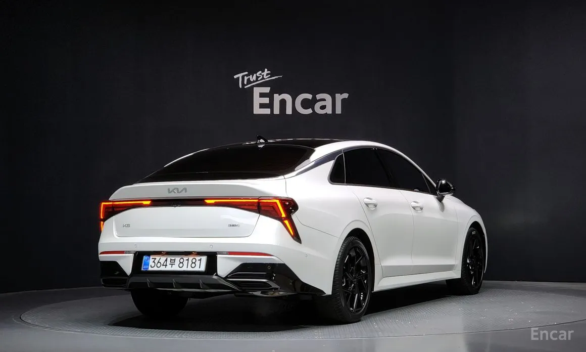 Kia K5 2023 Signature