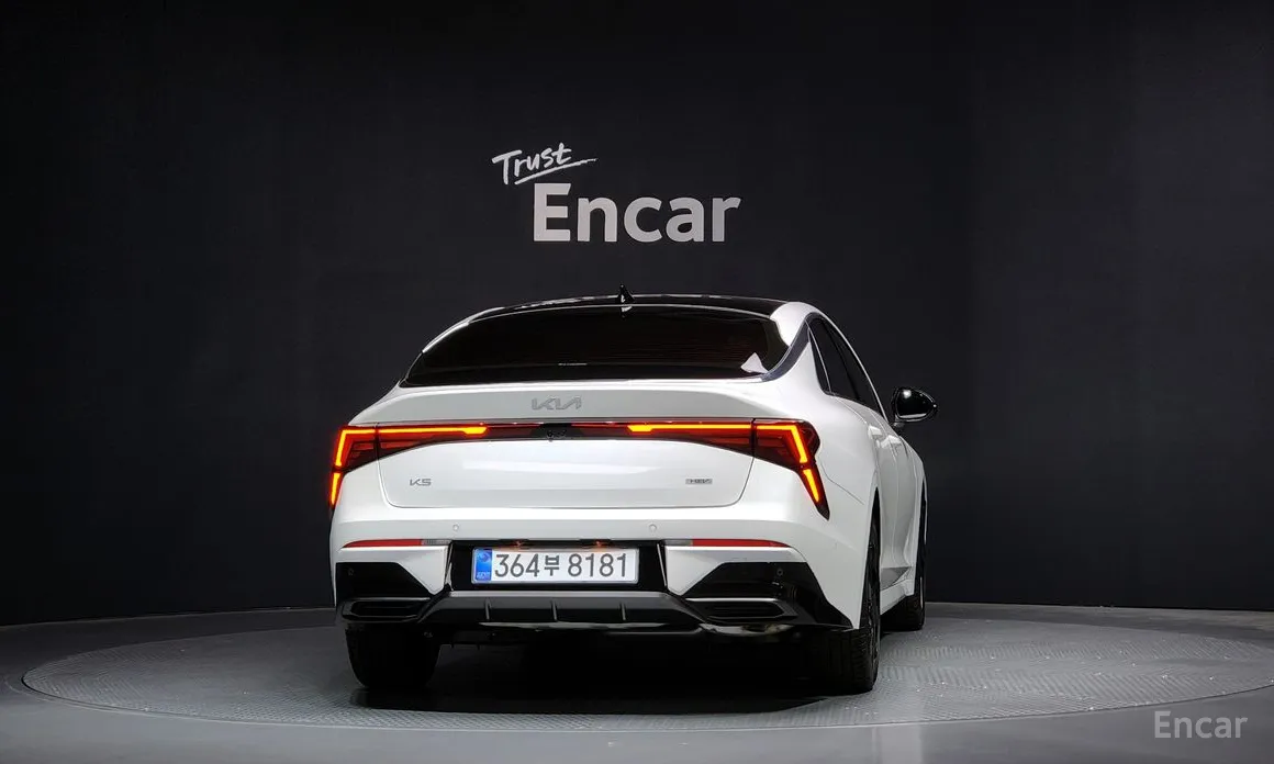 Kia K5 2023 Signature