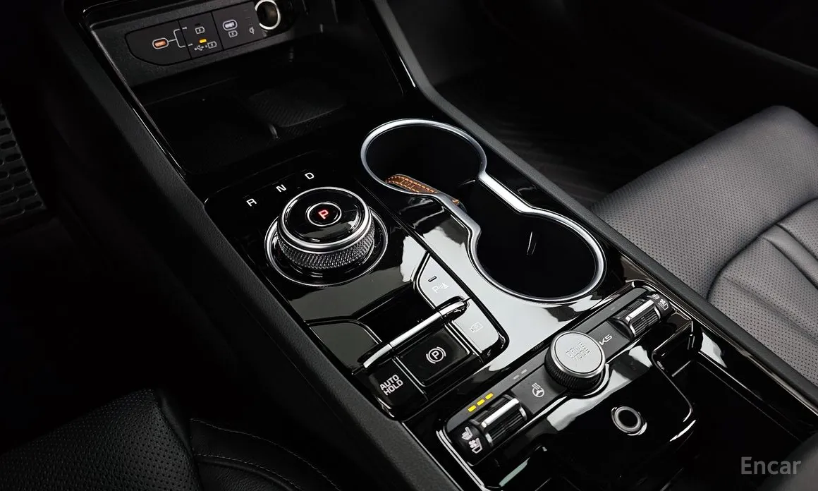 Kia K5 2023 Signature