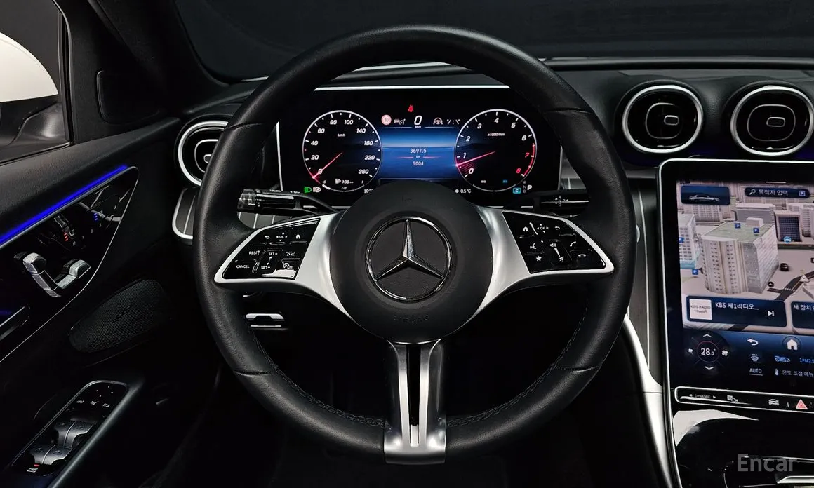 Mercedes-Benz C-Class 2022 C200 Avantgarde