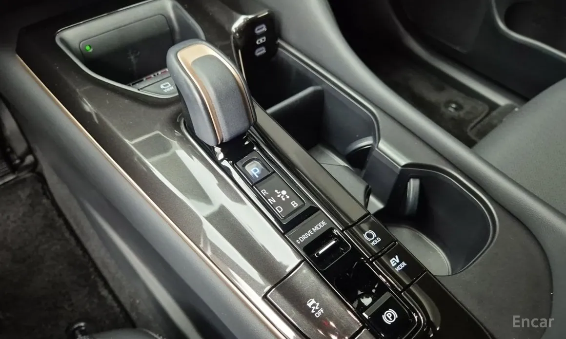 Toyota Crown 2023 2.5 4WD Hybrid