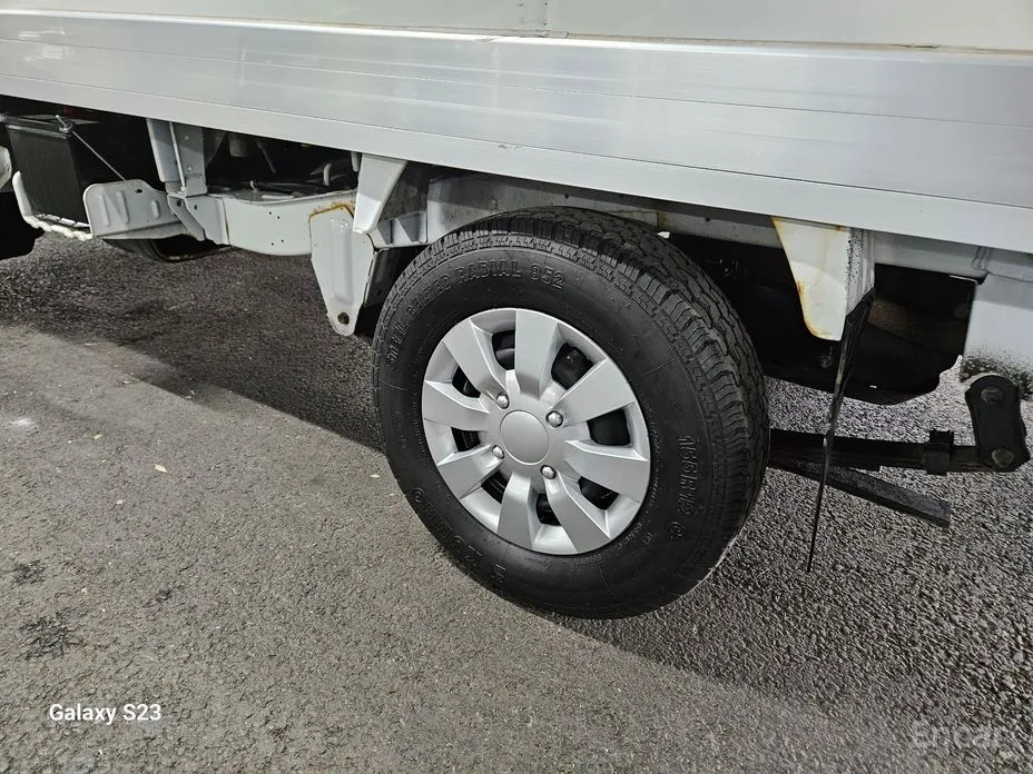 Chevrolet Labo 2008 jackknifed Long cargo