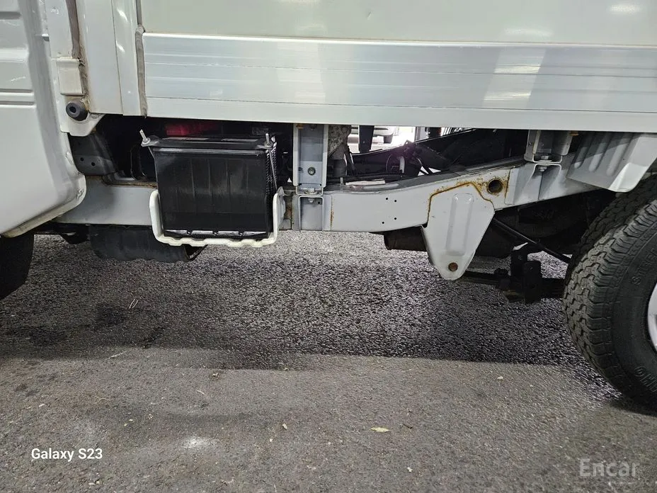 Chevrolet Labo 2008 jackknifed Long cargo