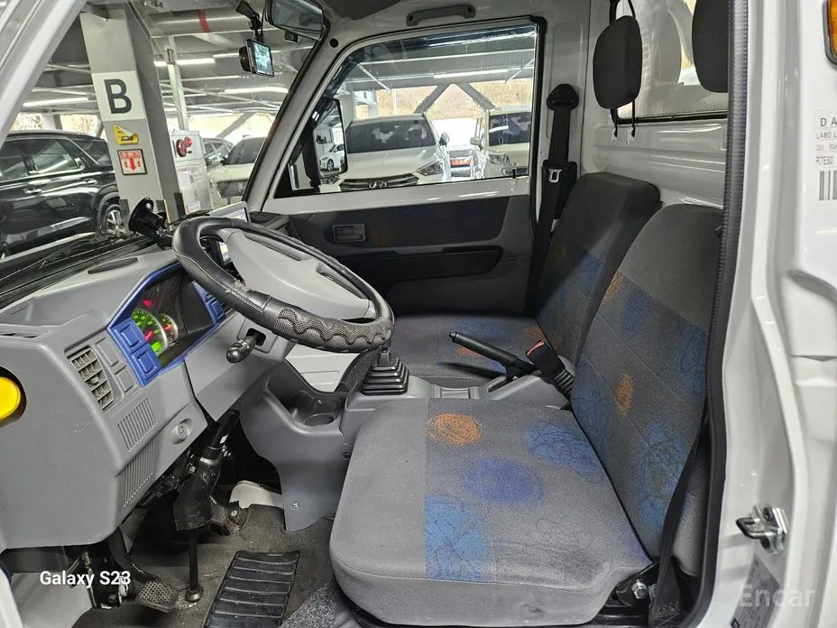 Chevrolet Labo 2008 jackknifed Long cargo