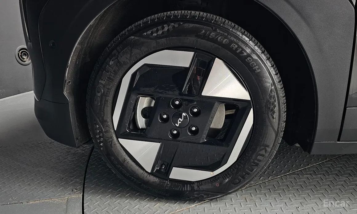 Kia EV3 2024 Standard 2WD