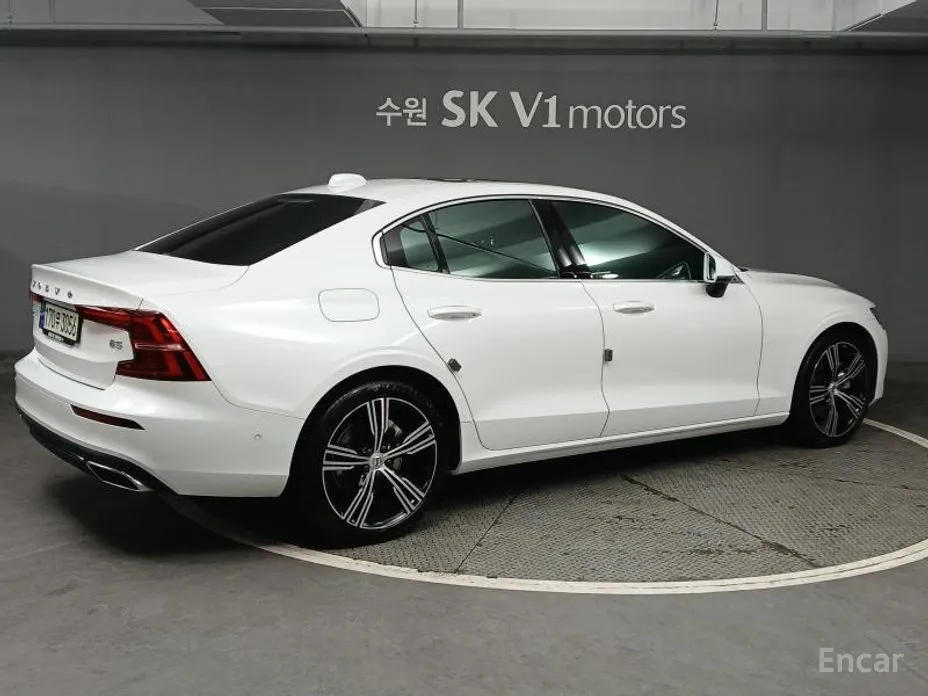 Volvo S60 2019 B5 Inscription