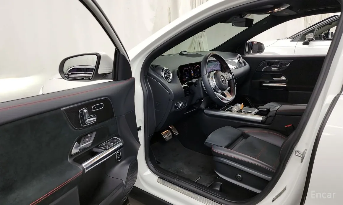 Mercedes-Benz GLA-Class 2020 GLA250 4MATIC