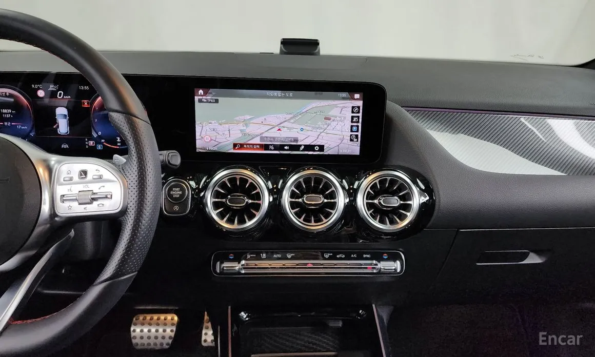 Mercedes-Benz GLA-Class 2020 GLA250 4MATIC