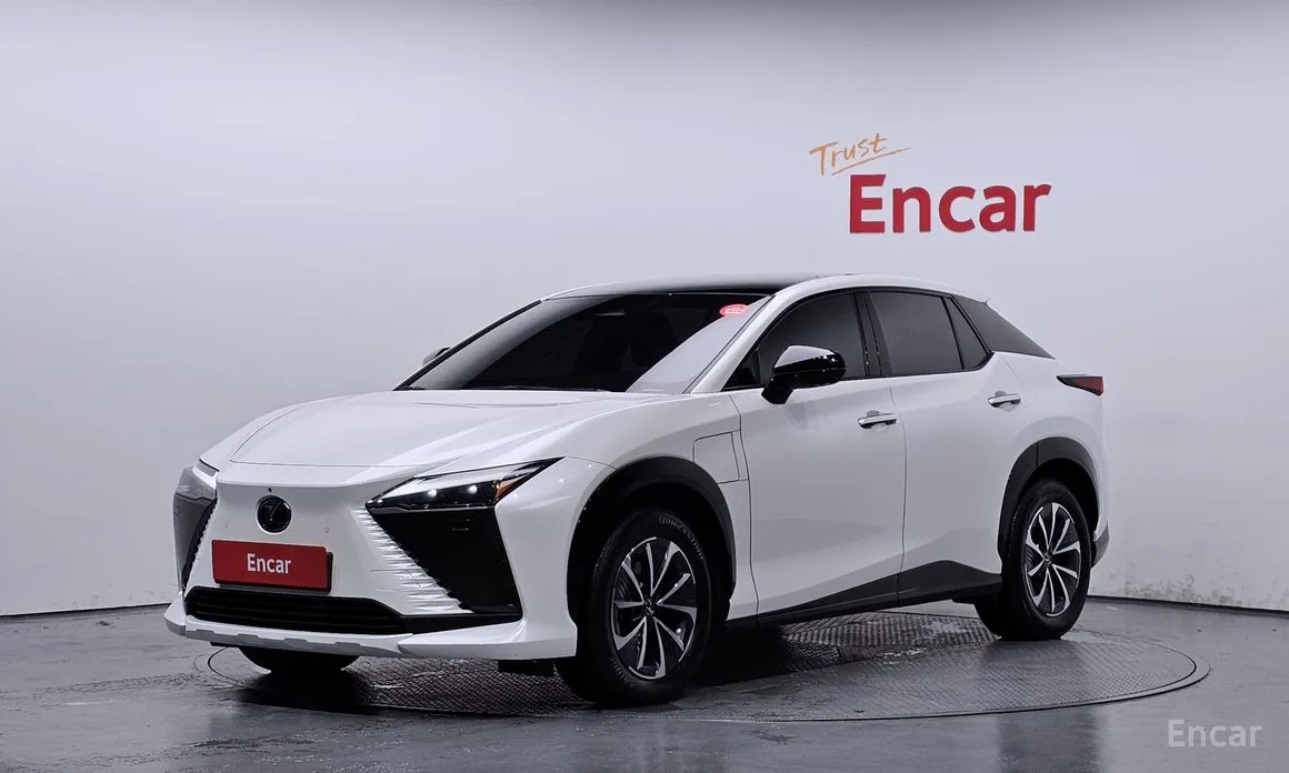 Lexus RZ 2023 Luxury