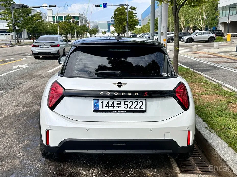 Mini Cooper 2024 Favoured