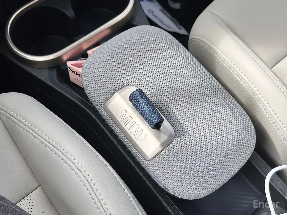 Mini Cooper 2024 Favoured