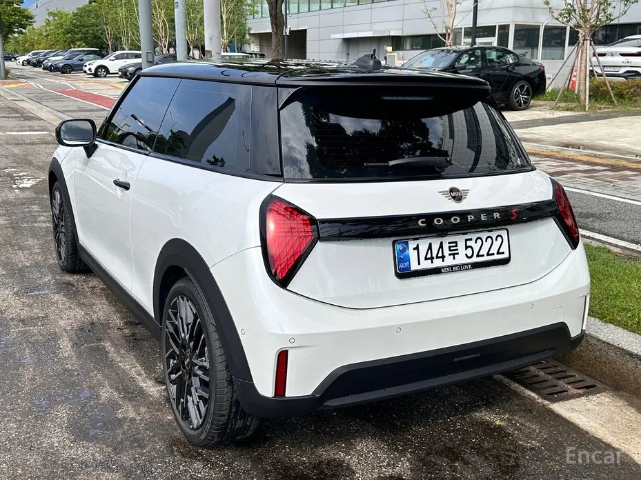 Mini Cooper 2024 Favoured