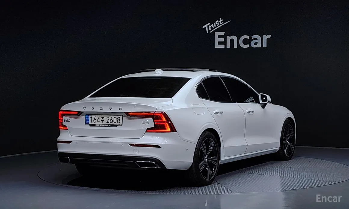 Volvo S60 2019 B5 Inscription